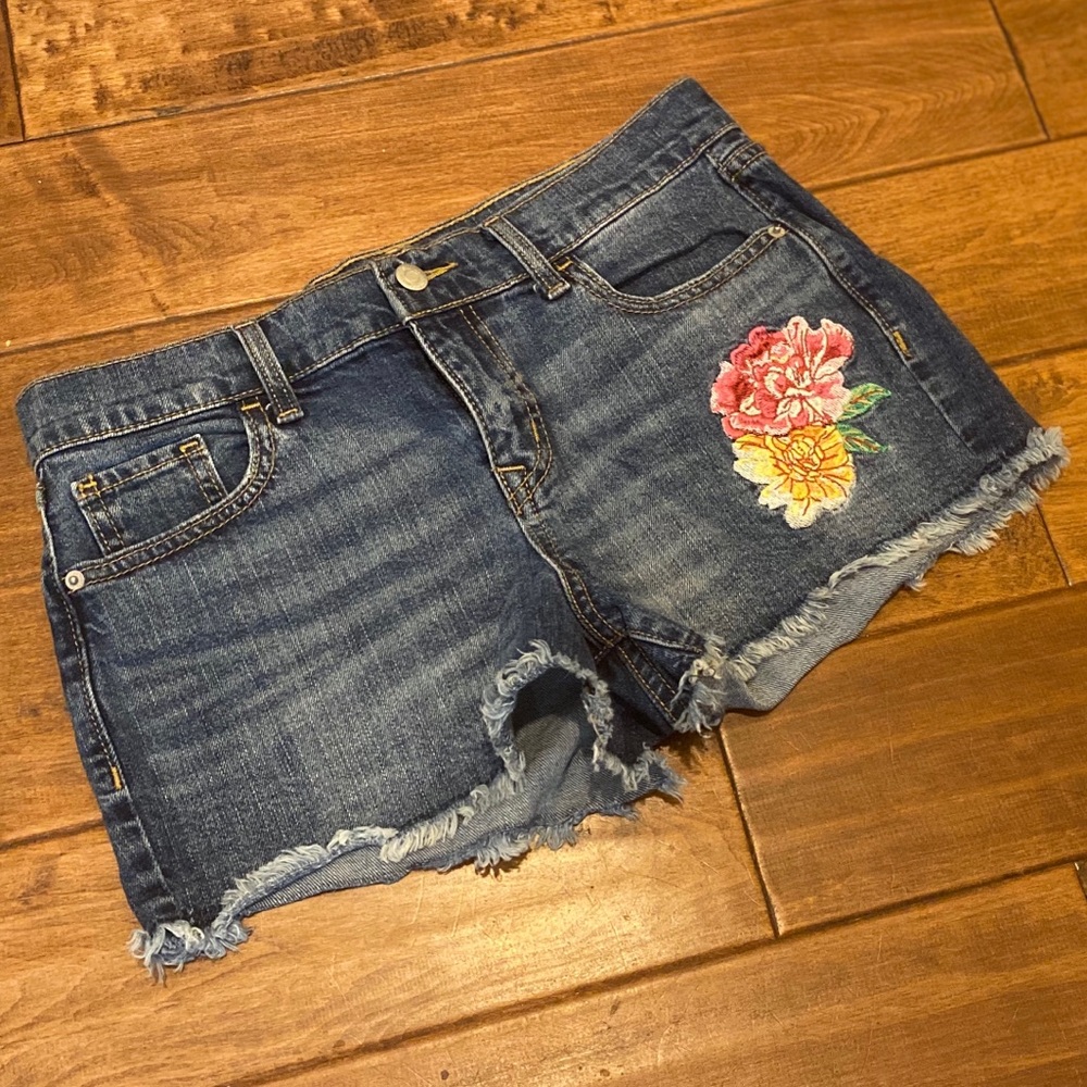 🌺 Old Navy Boyfriend Jean Shorts